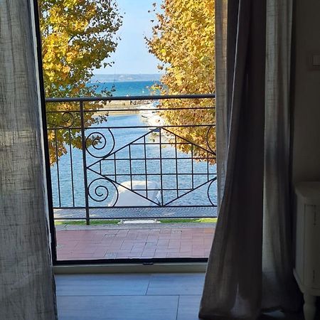 La Casetta Del Nonno Capodimonte Buitenkant foto